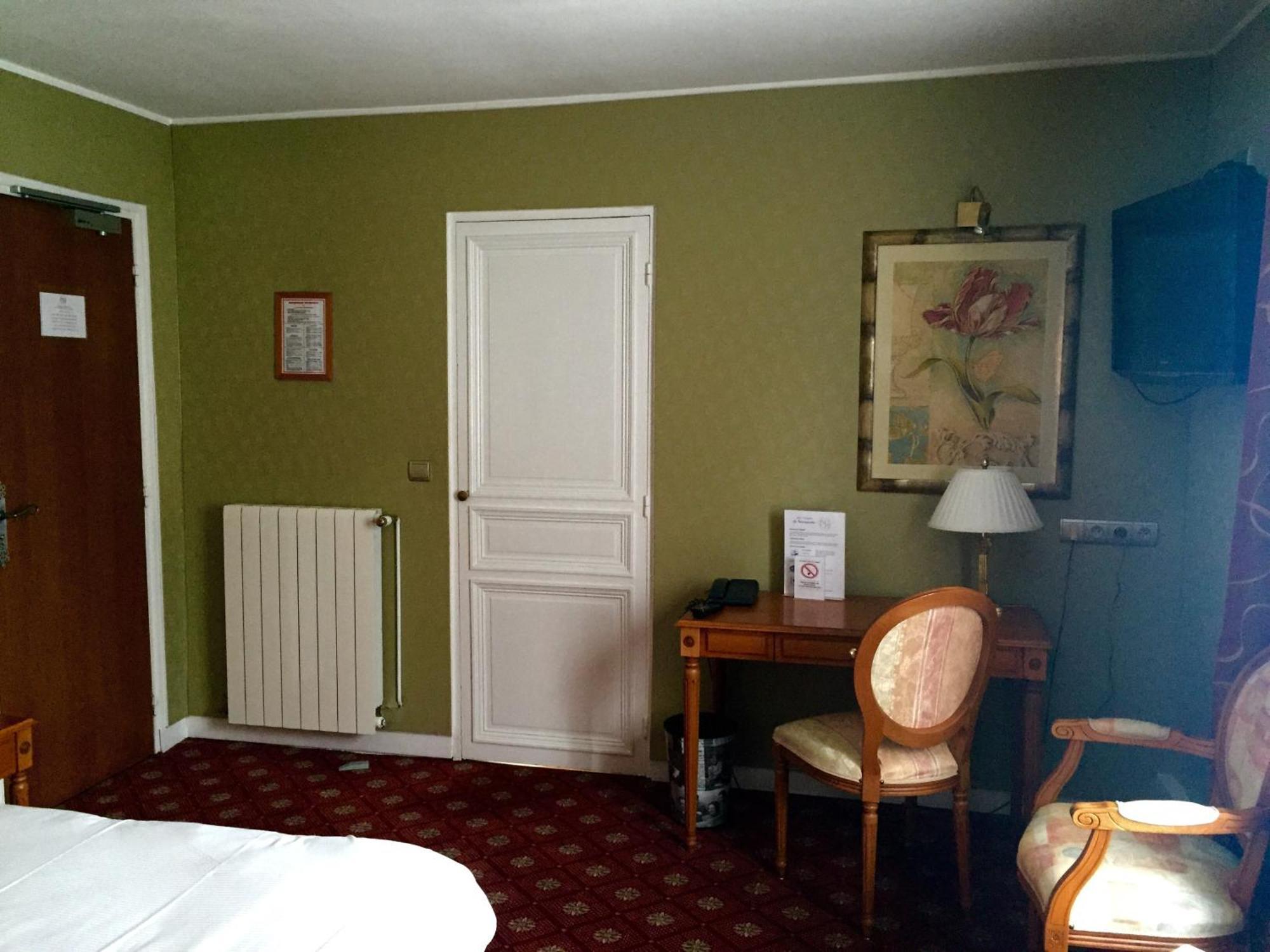 Hotel De Normandie Evreux Luaran gambar