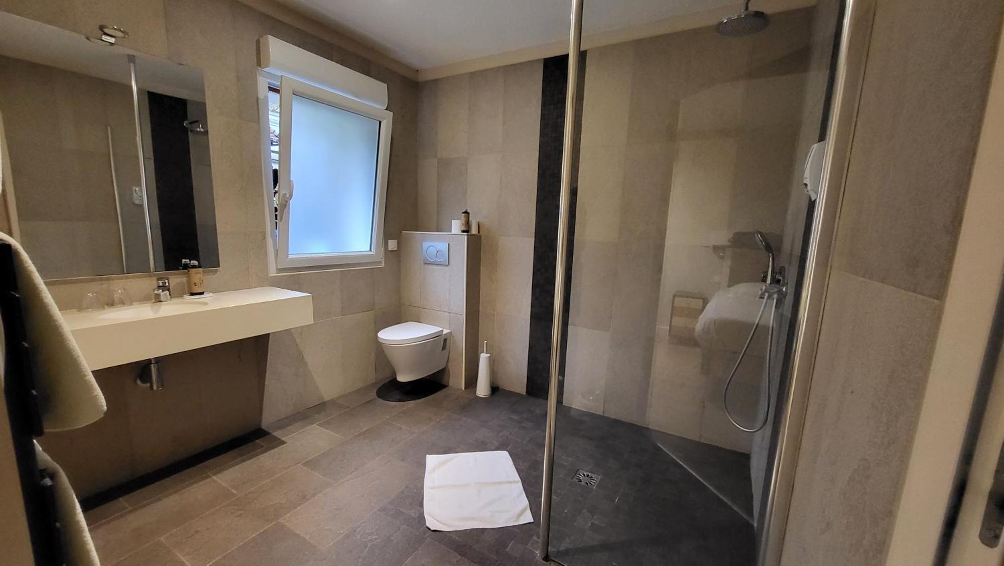 Hotel De Normandie Evreux Luaran gambar